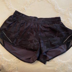 Hotty Hot Shorts 2.5" - NWOT!